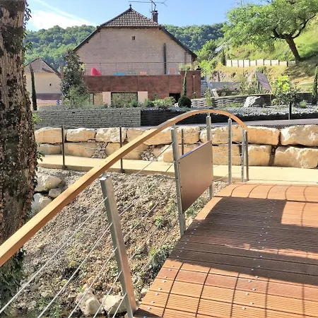 Domaine Et D'hotes Des Fees